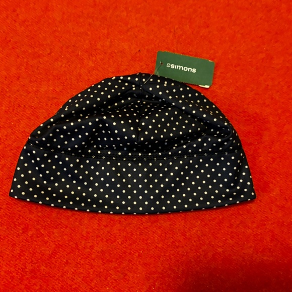 Autrement & Alors polka dot cuffless beanie made in Canada NWT - Picture 8 of 9